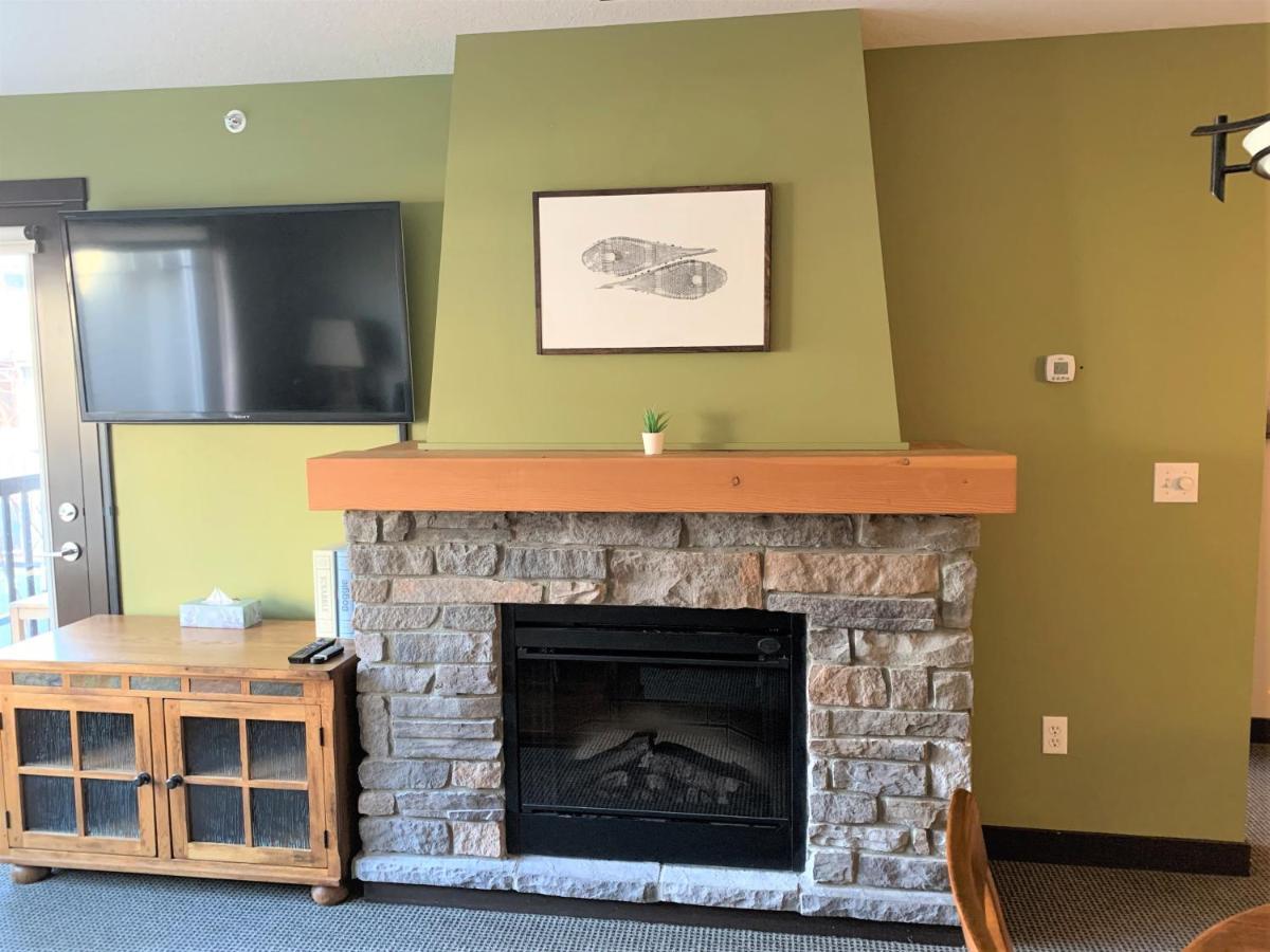 Fenwick Vacation Rentals - Scenic 1 Bedroom Plus Den, Pet Friendly Dead Mans Flats Екстер'єр фото